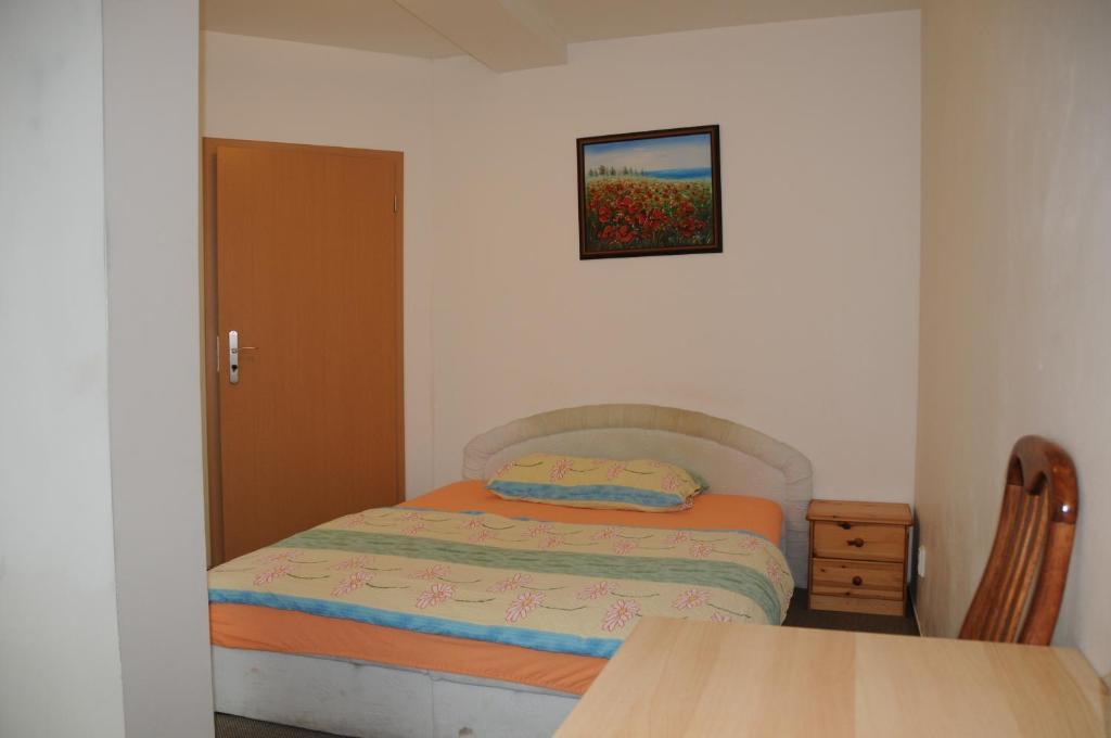 Penzion Pupendo Hradec Králové Exterior foto